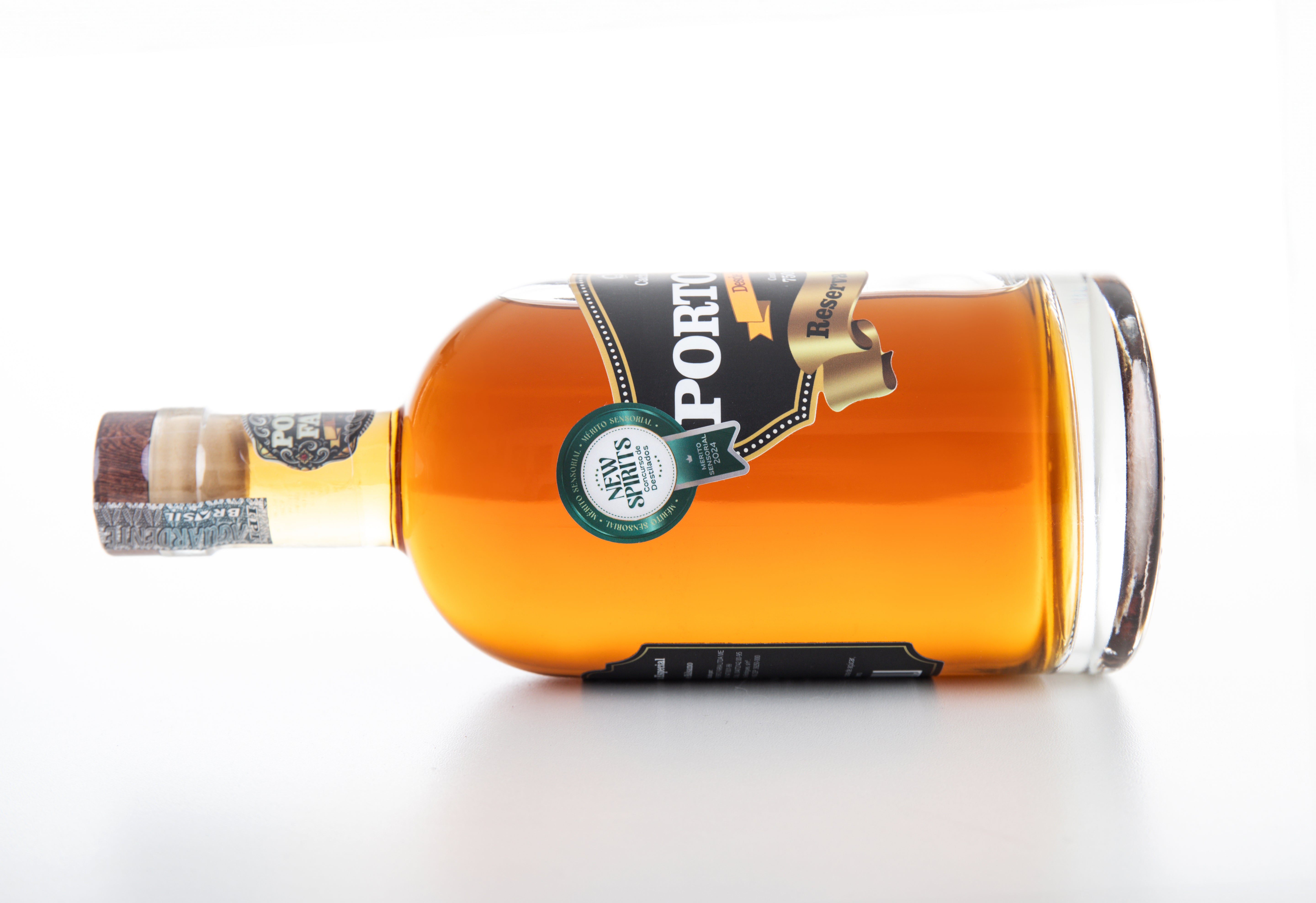Cachaça Porto Faria - Extra Premium 750 ml 6 anos envelhecida (Carvalho e Bálsamo)